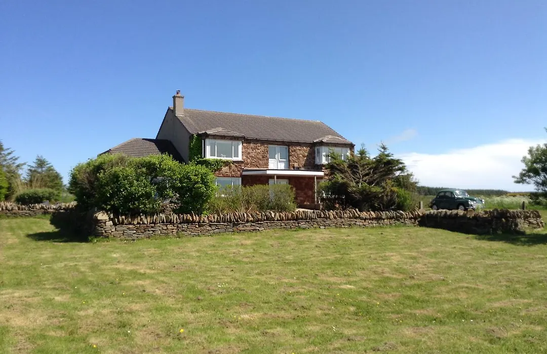 The Hawthorns B & B-1